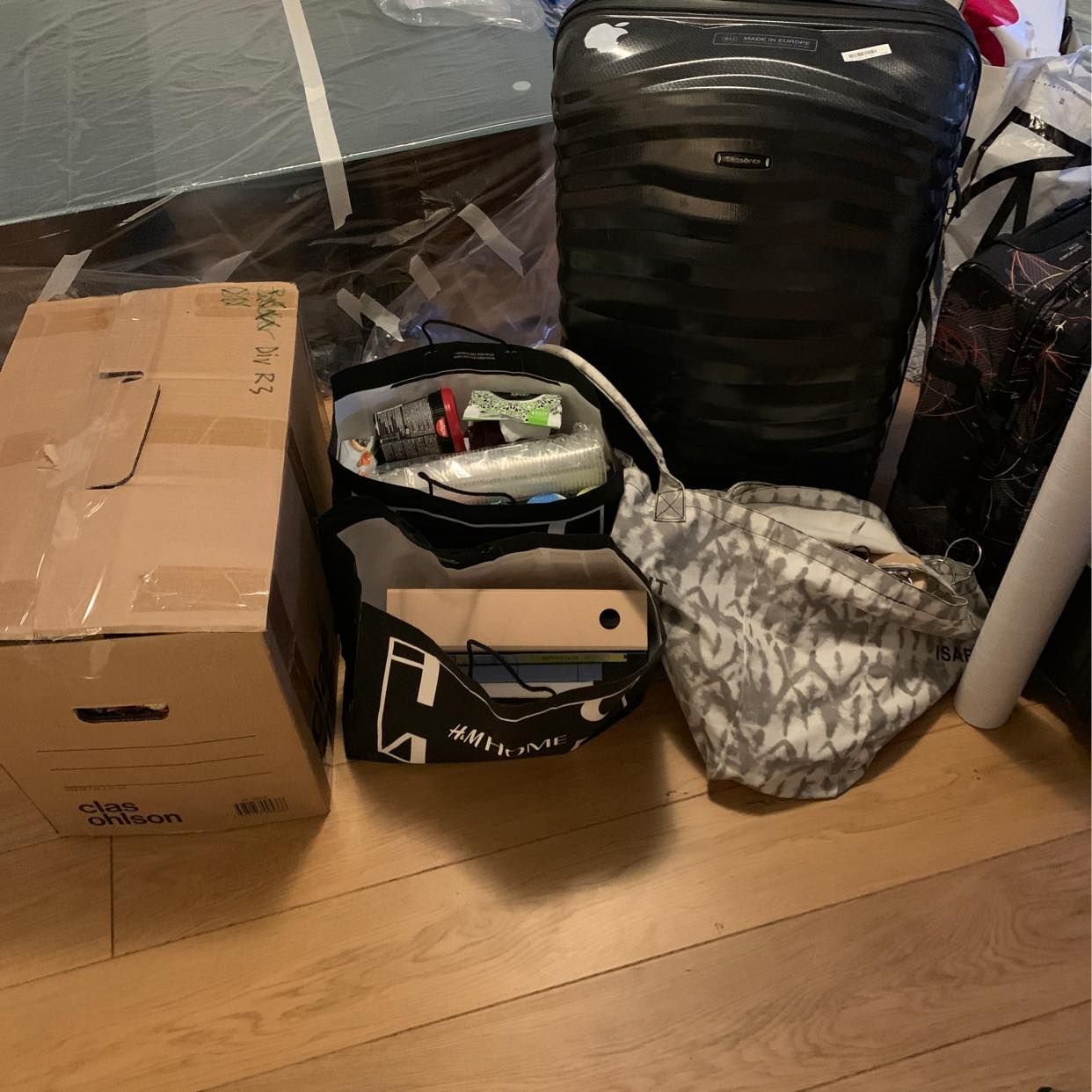 image of Small move - 