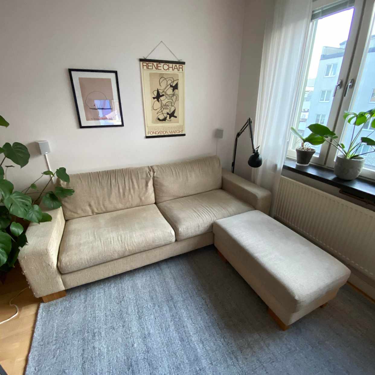 image of Soffa + fotpall - Stockholm