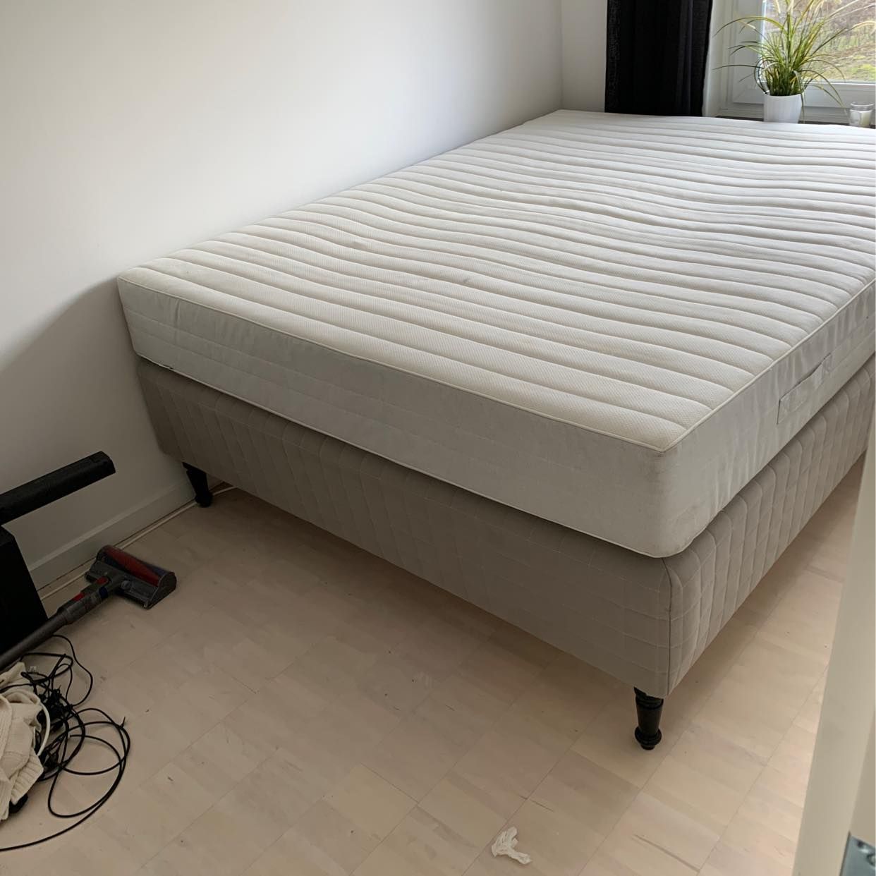 image of Ikea skårer 160cm säng - Bandhagen