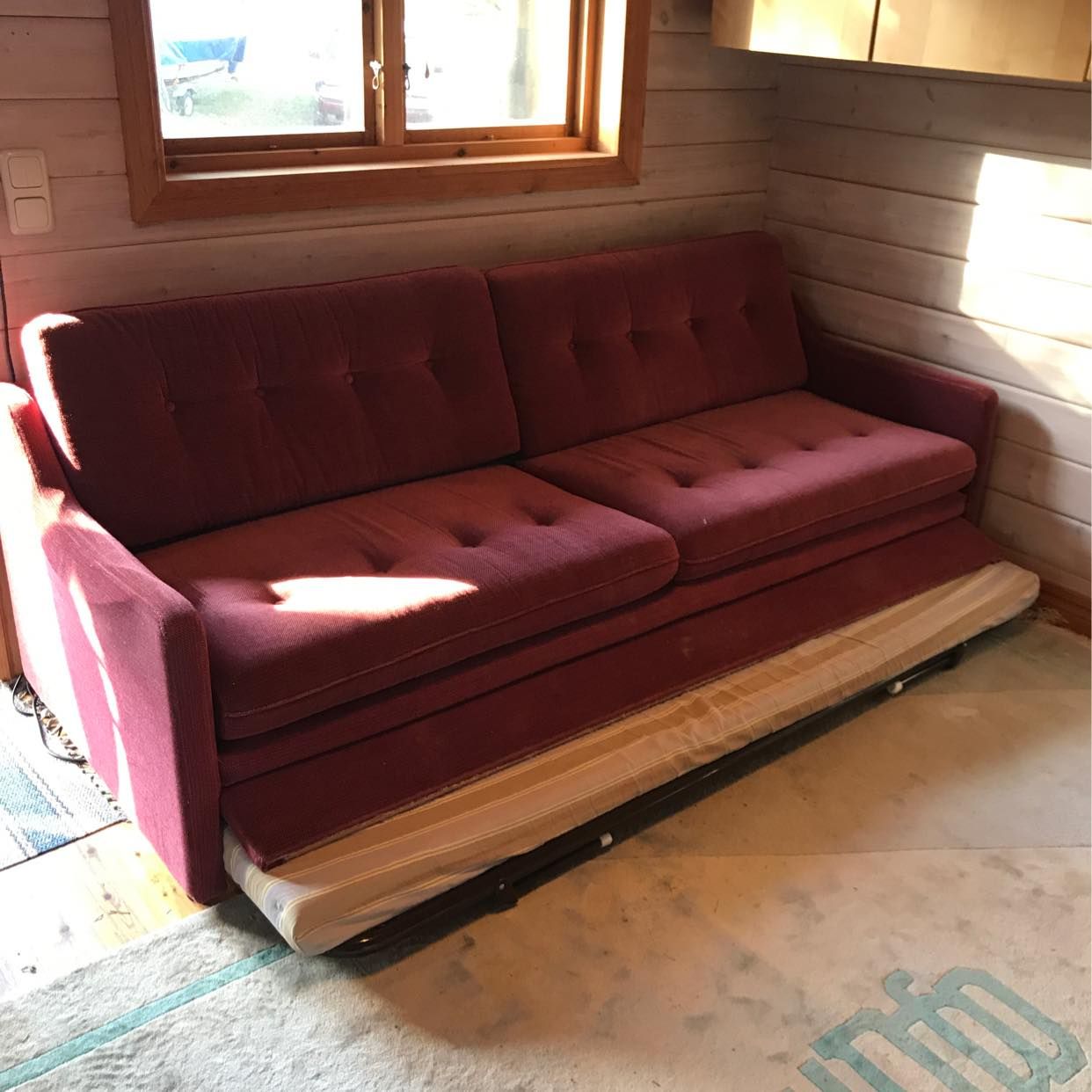 image of Bäddsoffa bortskänkes - Stavsnäs