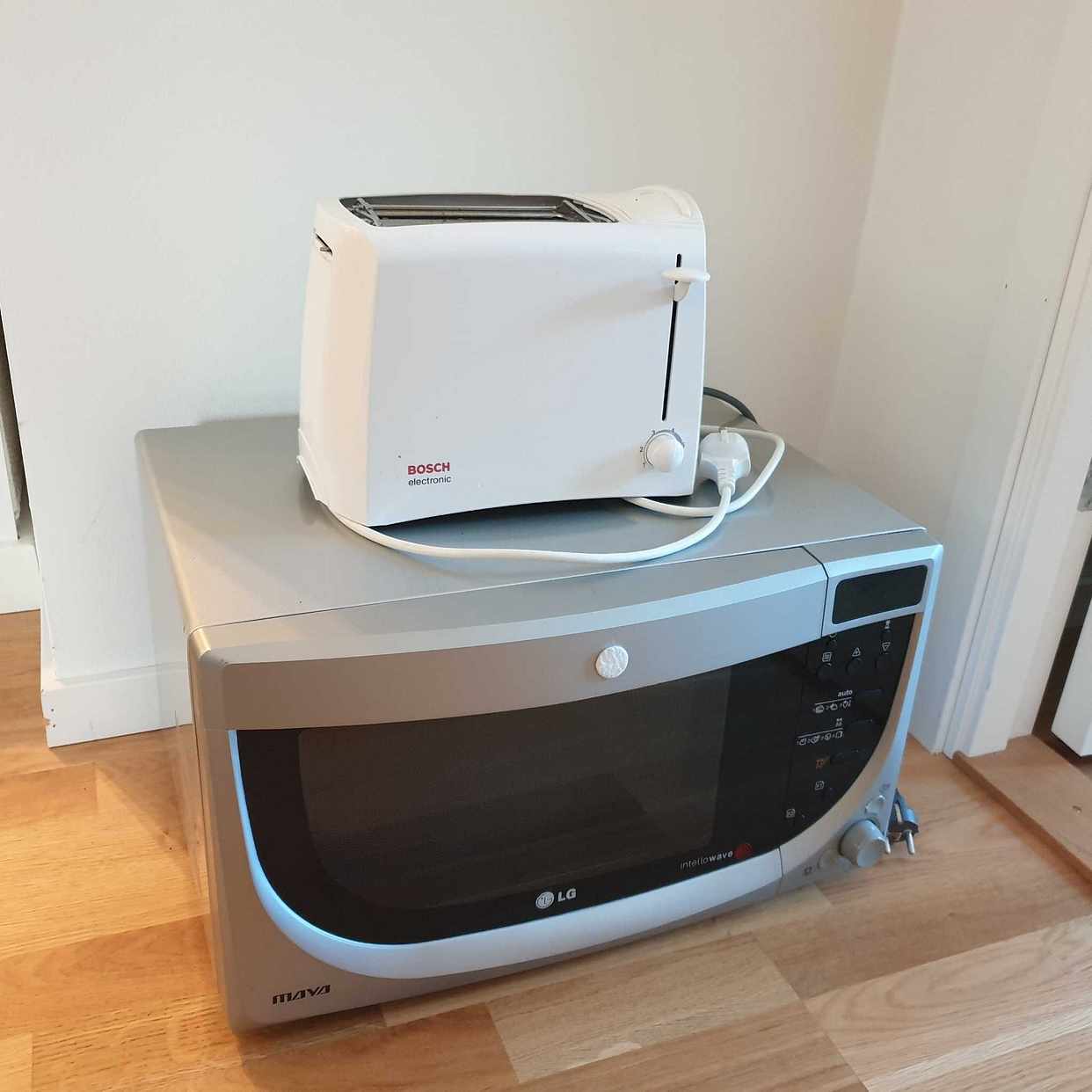 image of Diskmaskin+micro+brödrost - Enskede