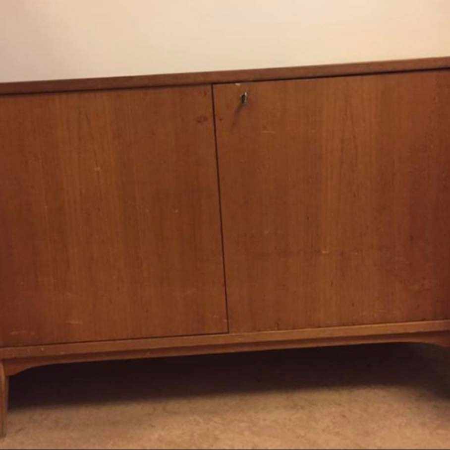 image of En byrå, en sideboard - 