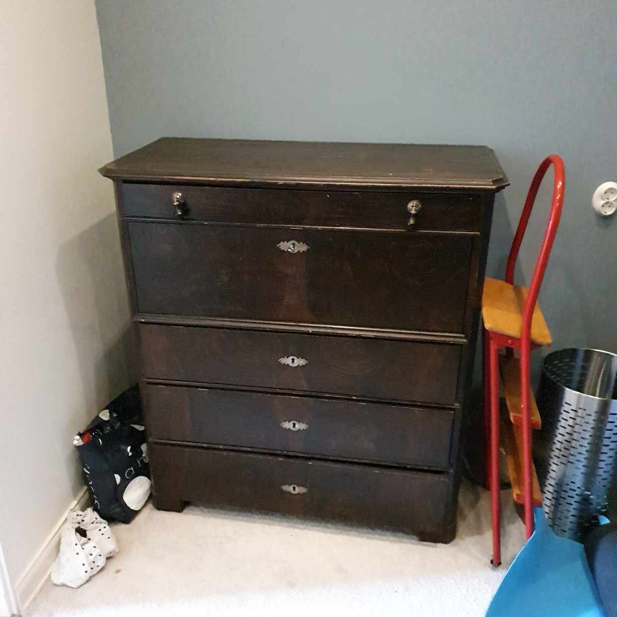 image of Old furniture, 1 piece - Stockholm