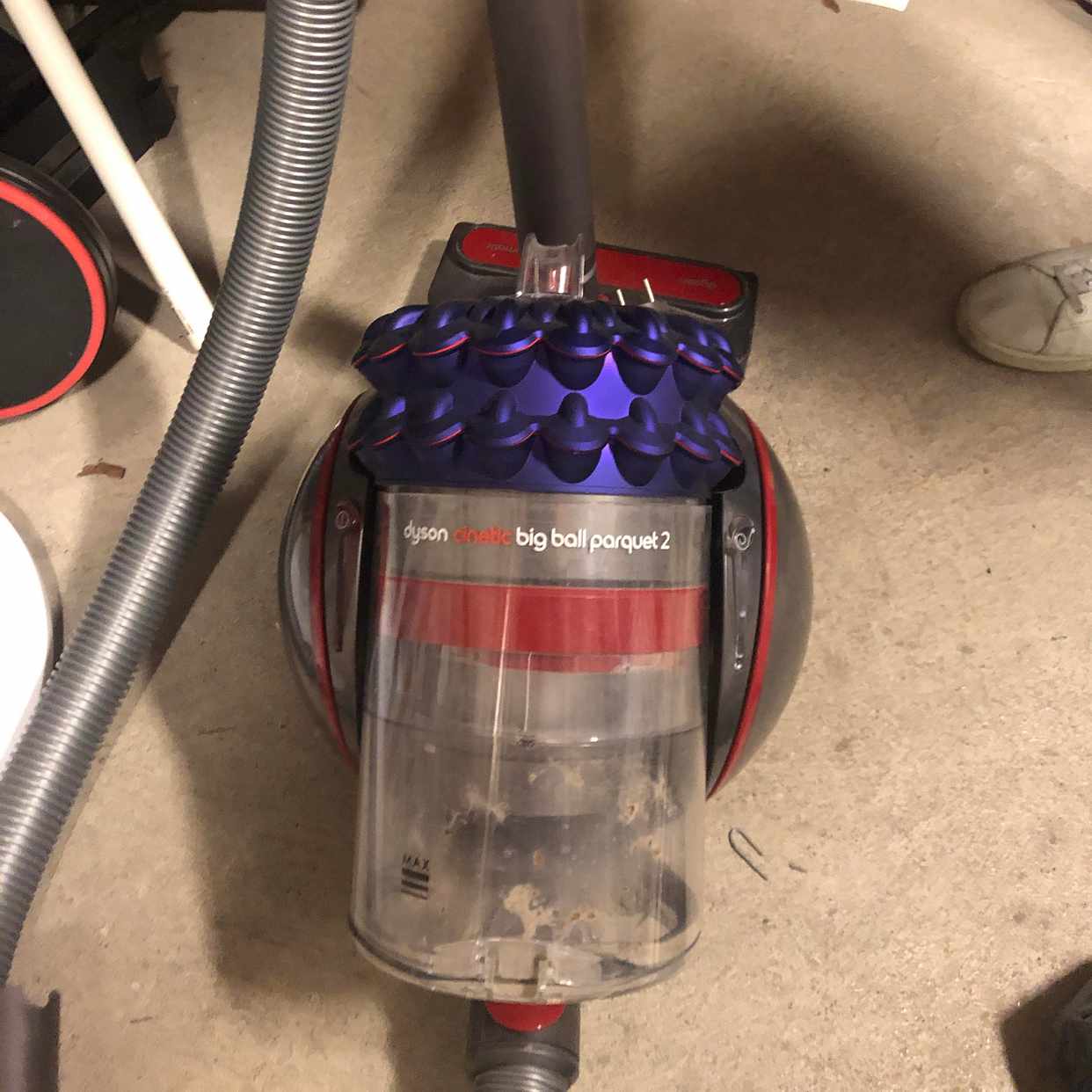 image of Dyson dammsugare etc. - Solna