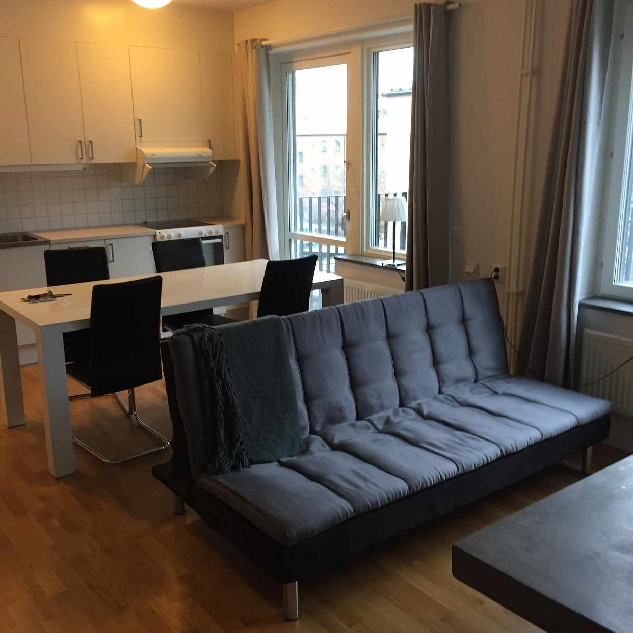 image of Soffa, bord, stolar, tvbä - Vällingby