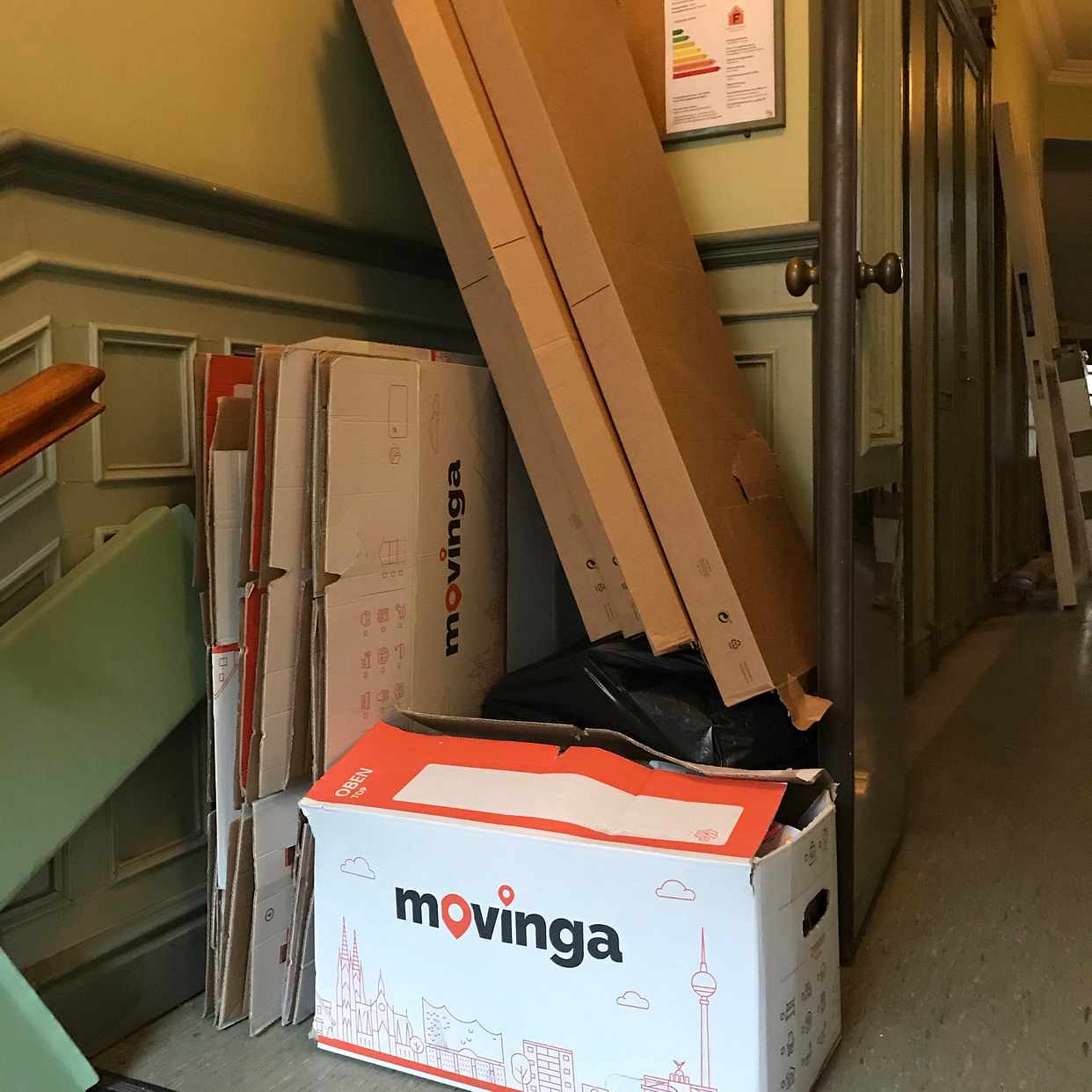 image of Cardboard household waste - Stockholm