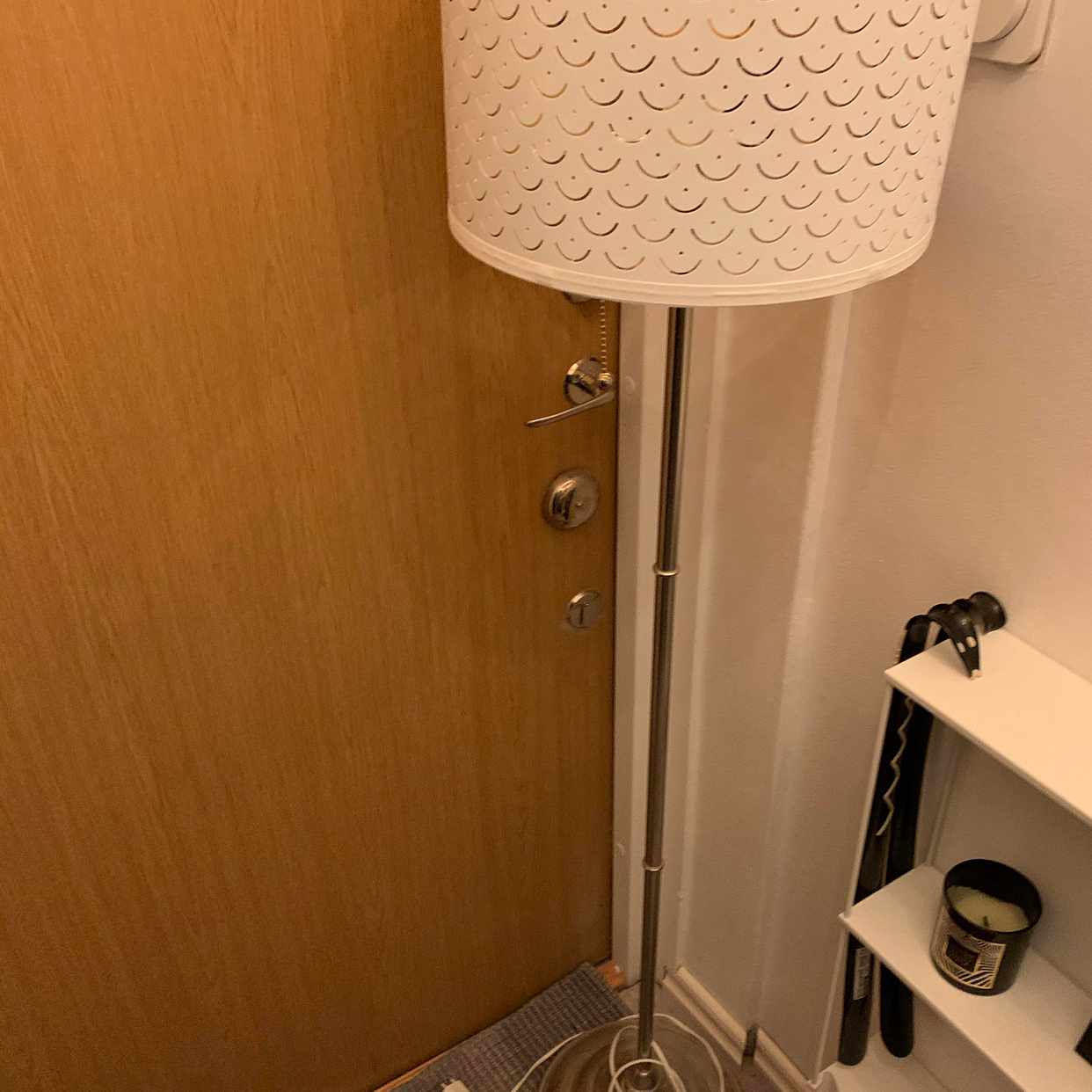 image of Lampa, tallrikar, glas mm - Stockholms Stad