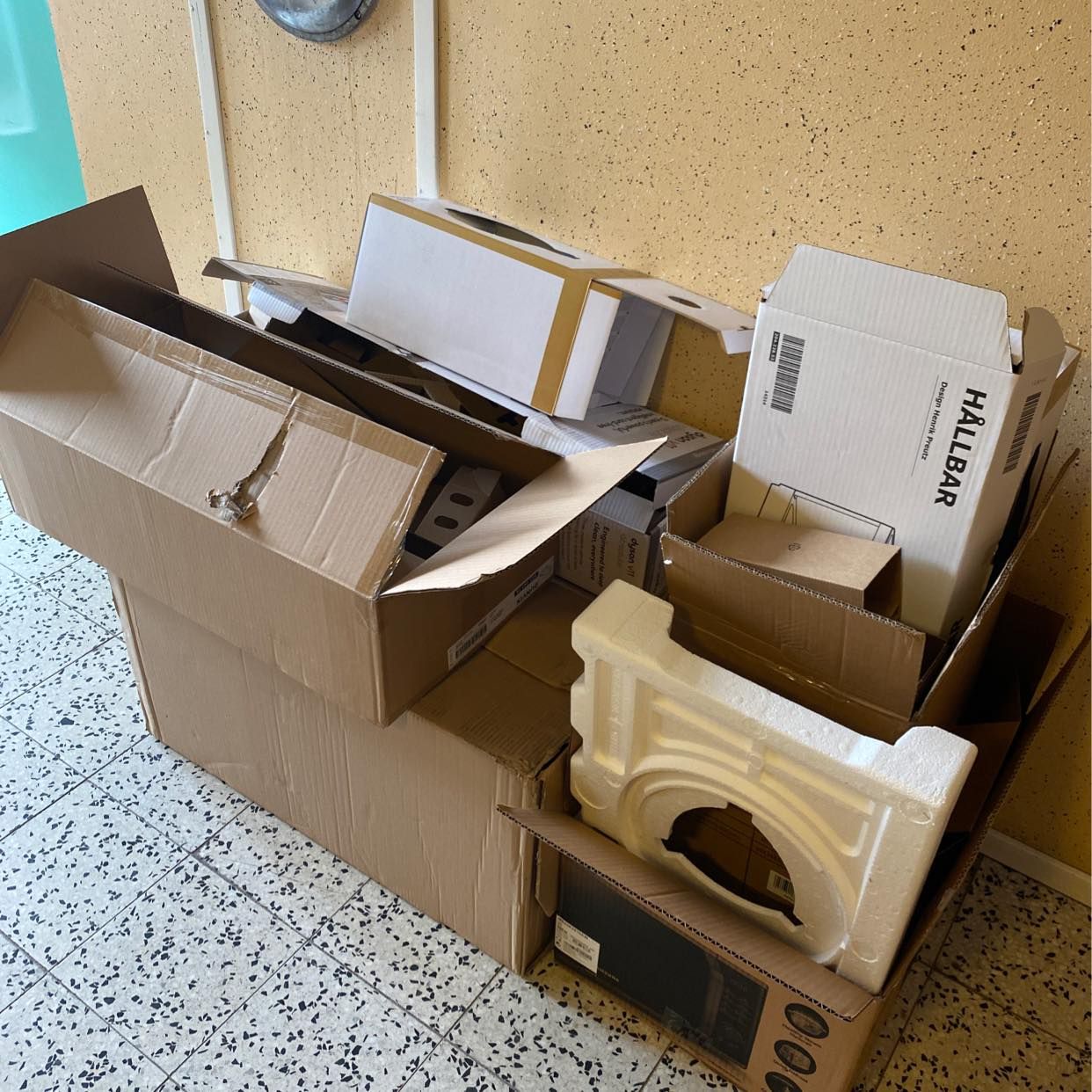 image of Cardboards - Solna