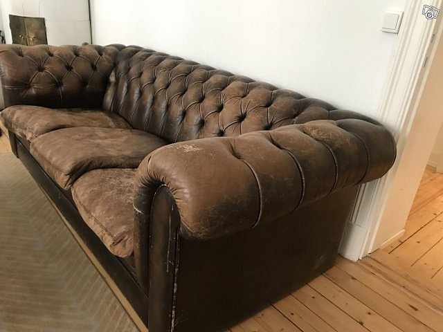 image of Akta chesterfield soffa - 