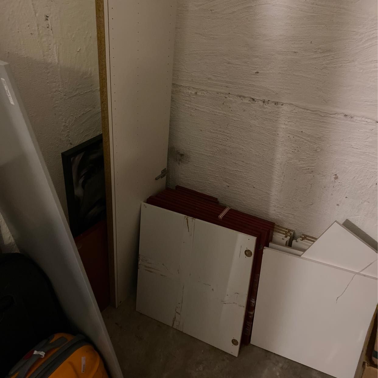 image of IKEA-möbler bortskänkes - Stockholm