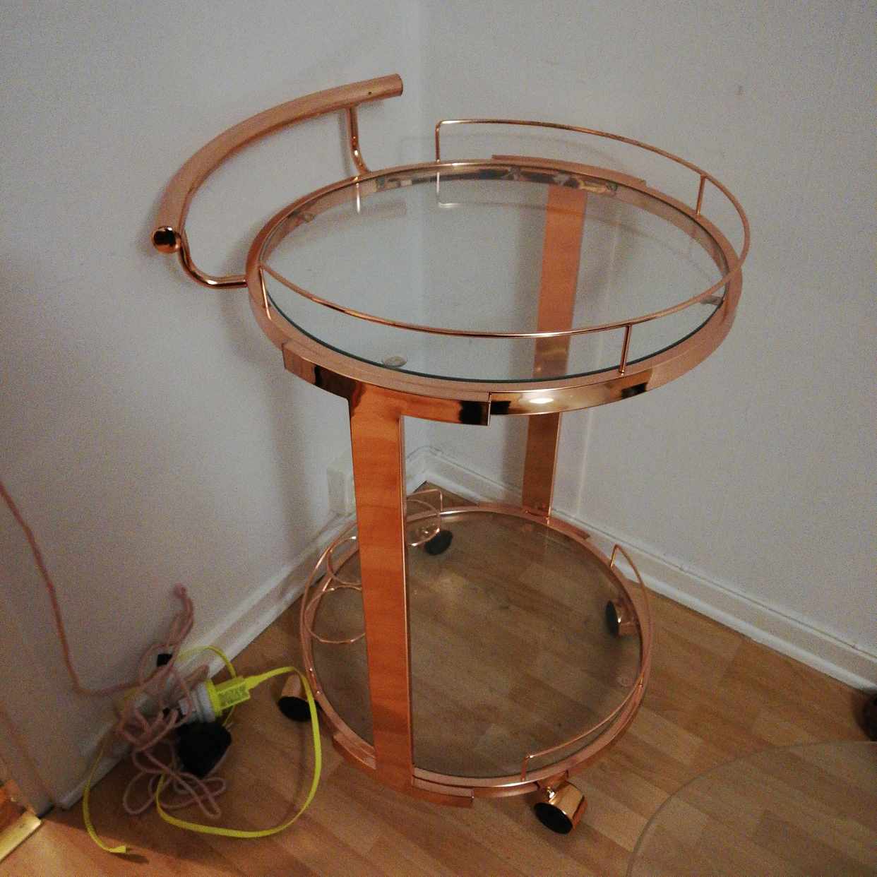 image of Cocktail table and table - 