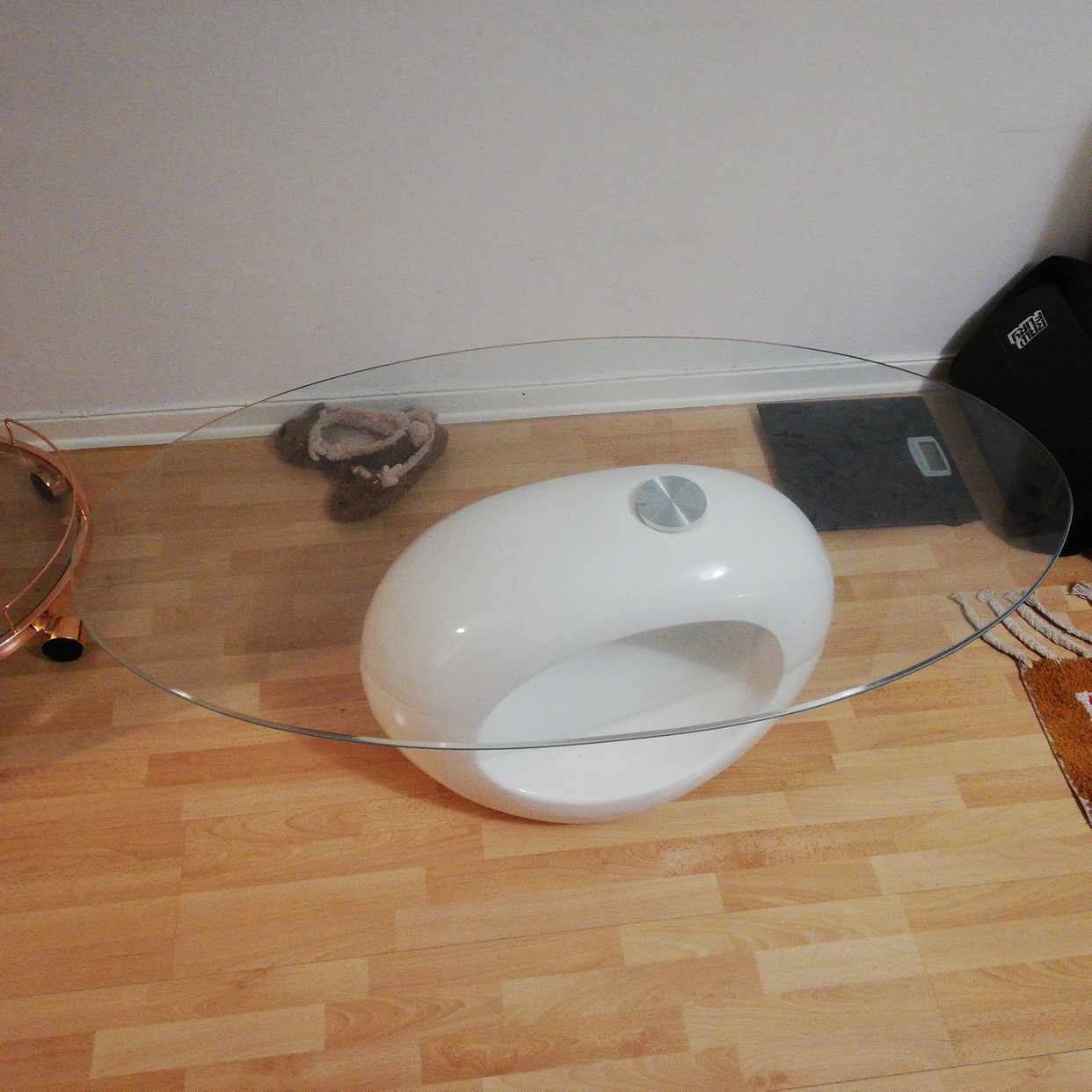 image of Cocktail table and table - 