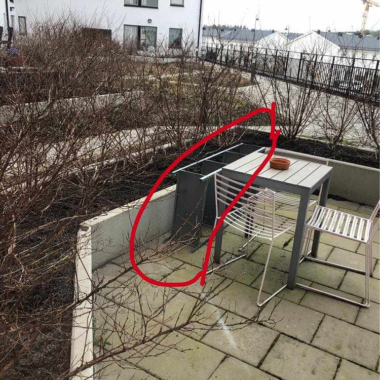 image of 4 Stolar och en hylla - Gnesta