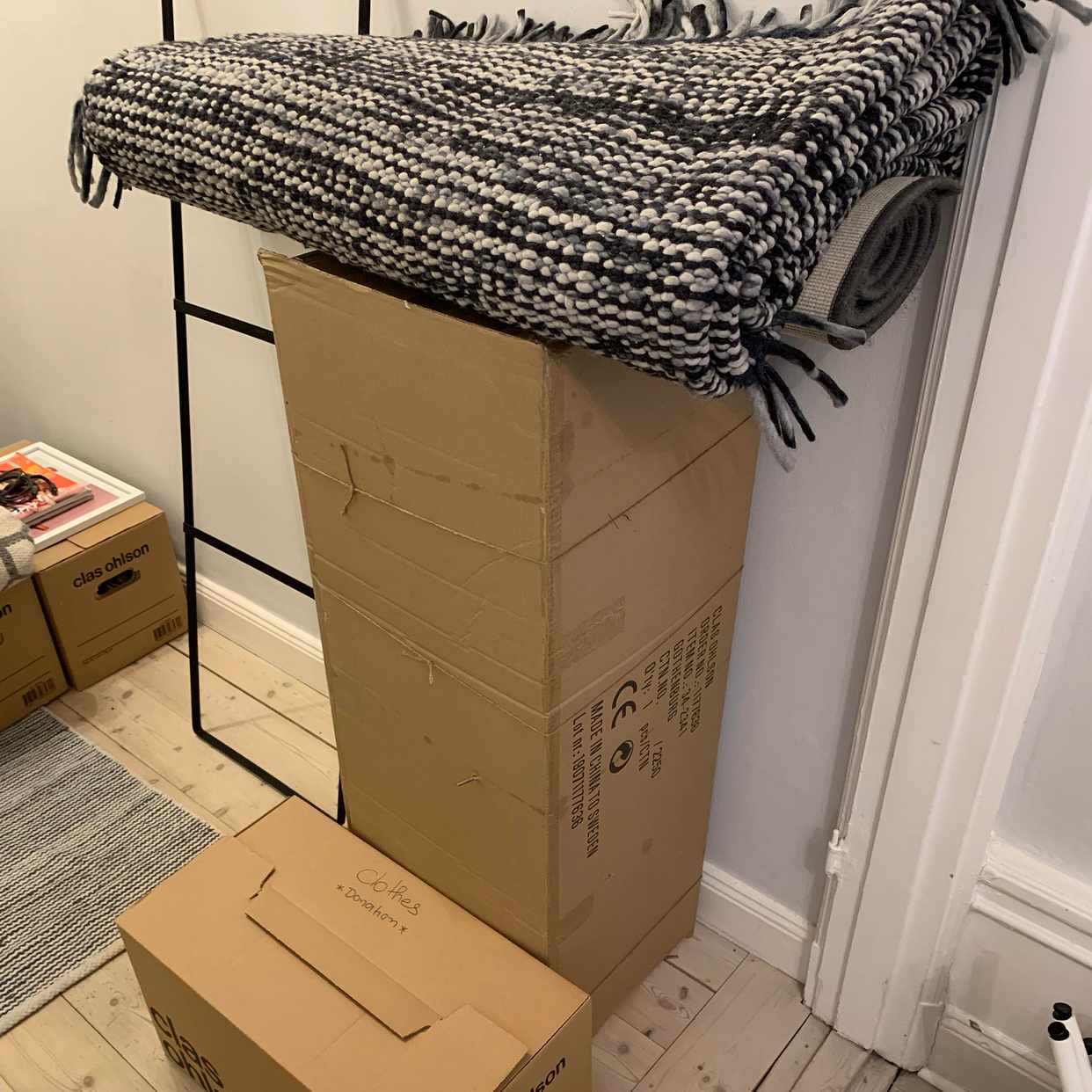 image of Boxes and carpets - Stockholm City