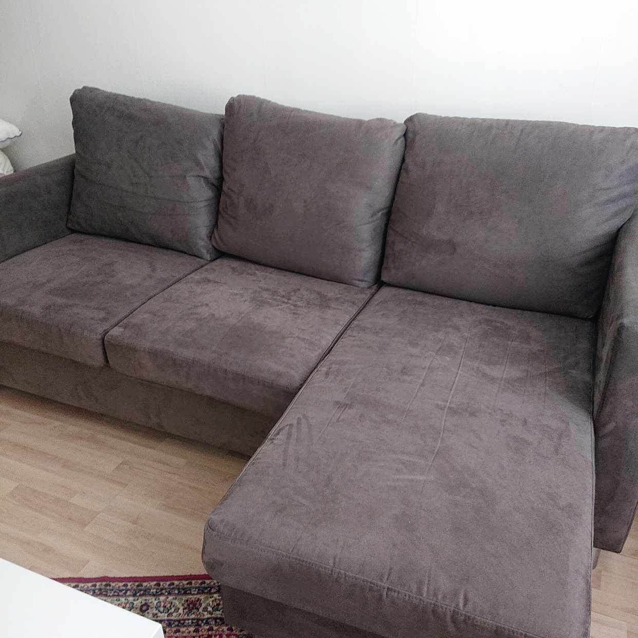 image of Soffa bortskänkes - Järfälla