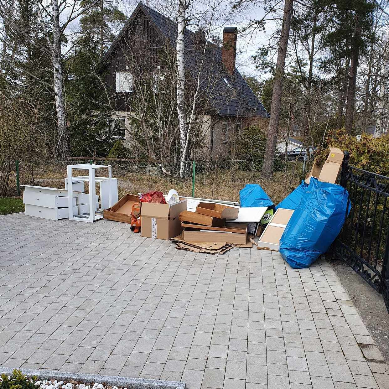 image of Garderober, emballage etc - Täby