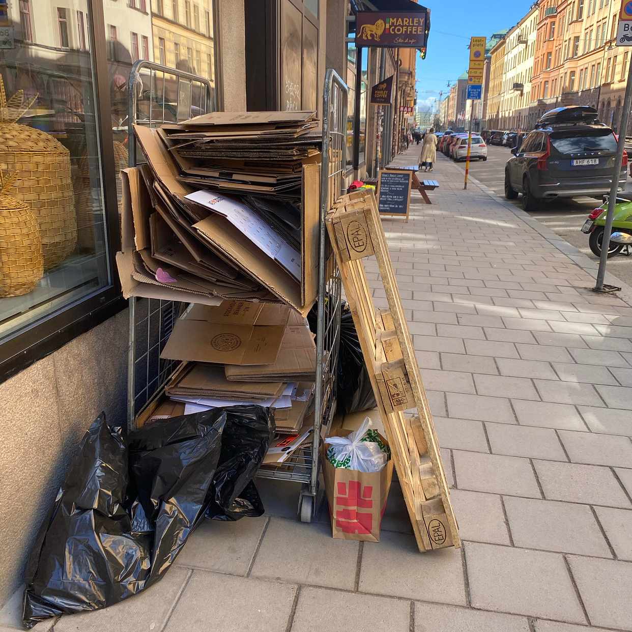 image of Hämta skräp - Stockholm
