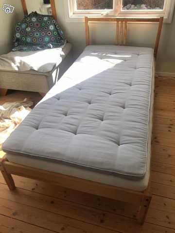 image of Säng Ikea - 