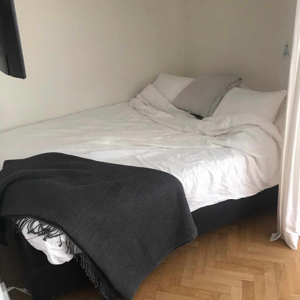 image of Flytta säng - Stockholm