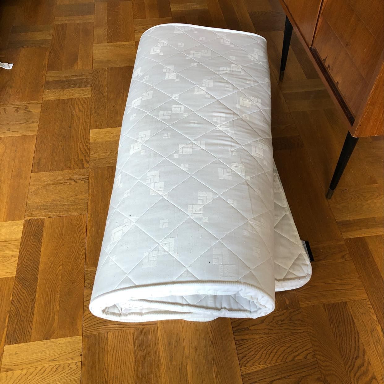 image of Bortskänkes säng - Bandhagen