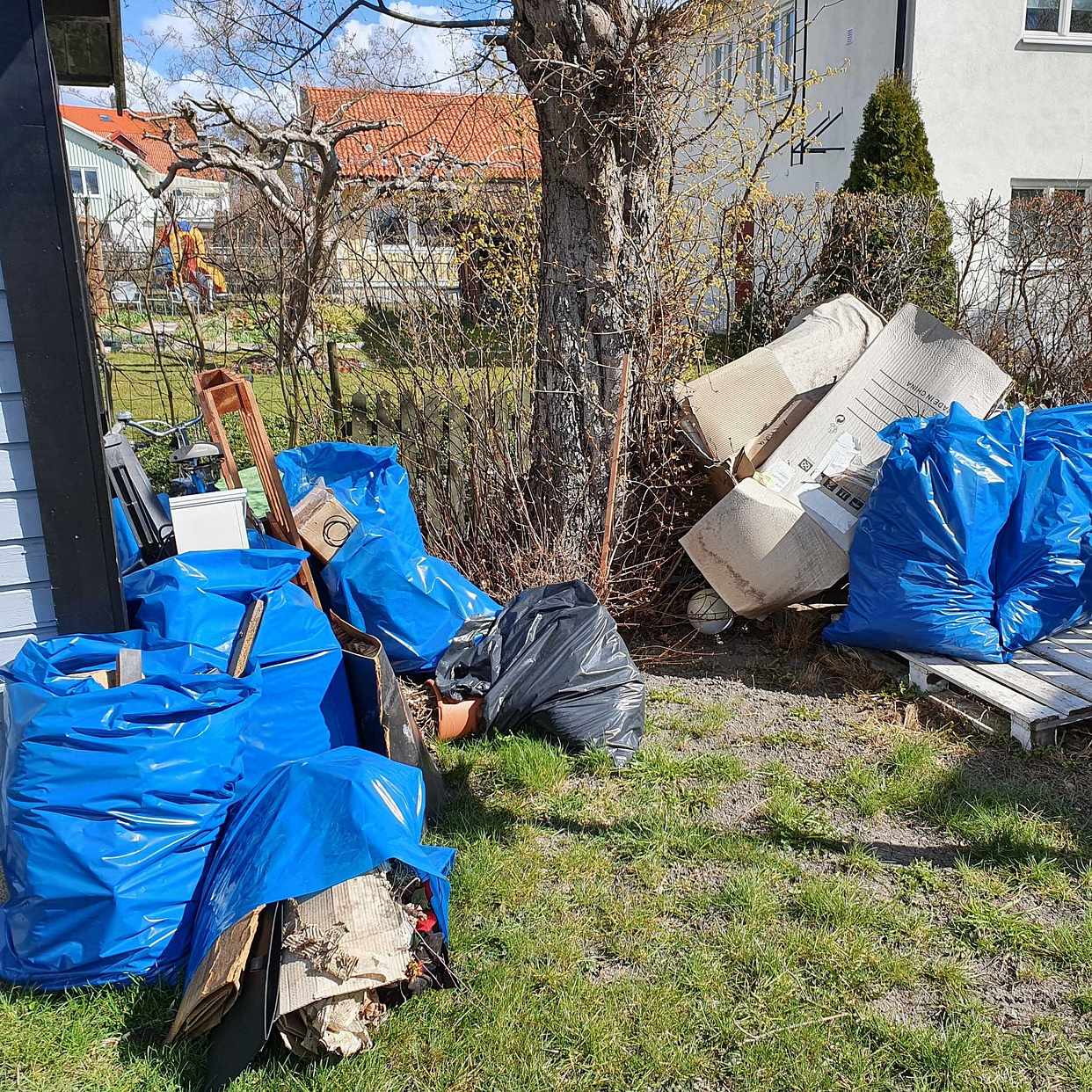 image of Blandat bråte. - Spånga