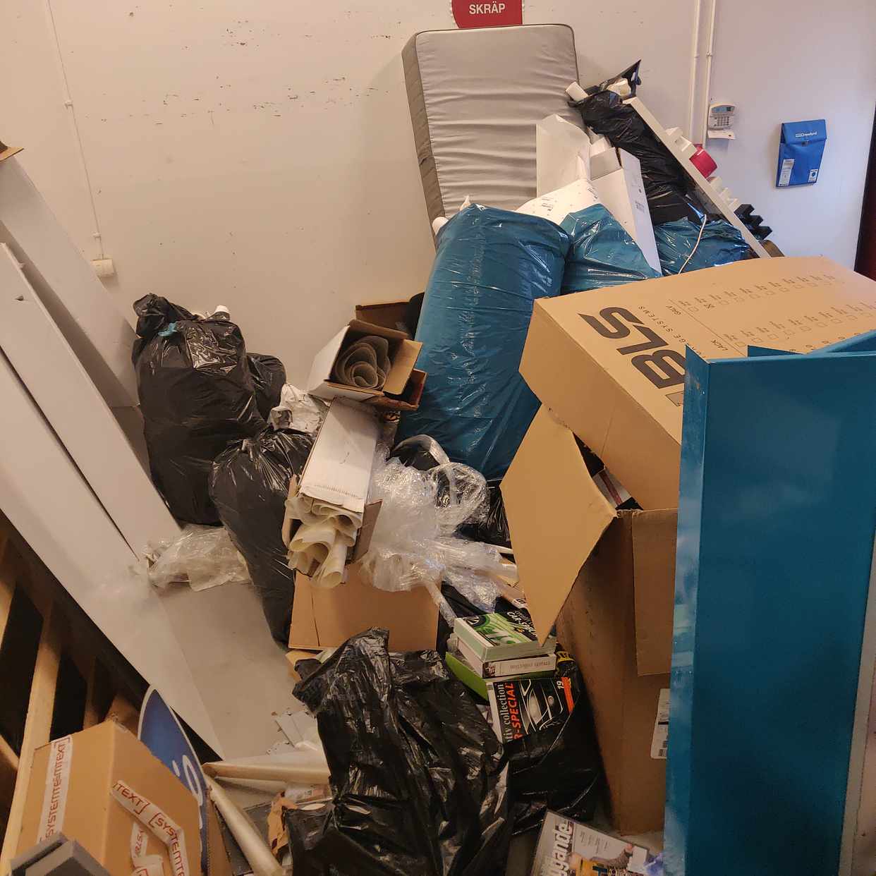 image of 6sqm of mixed trash - Hägersten
