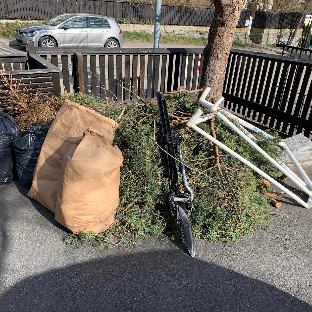 image of grov o trädgårdsavfall - Lidingö