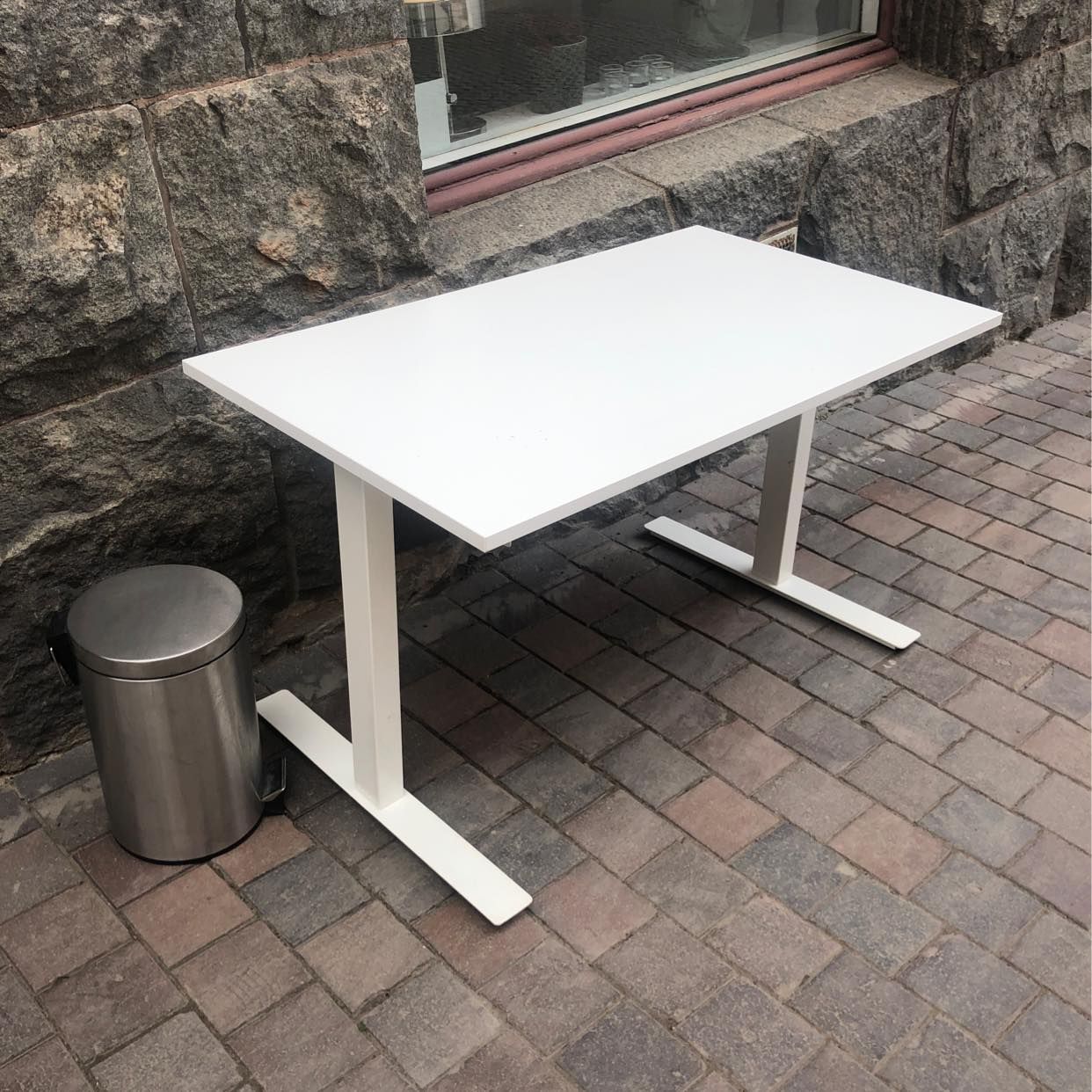 image of Skrivbord IKEA - Stockholm