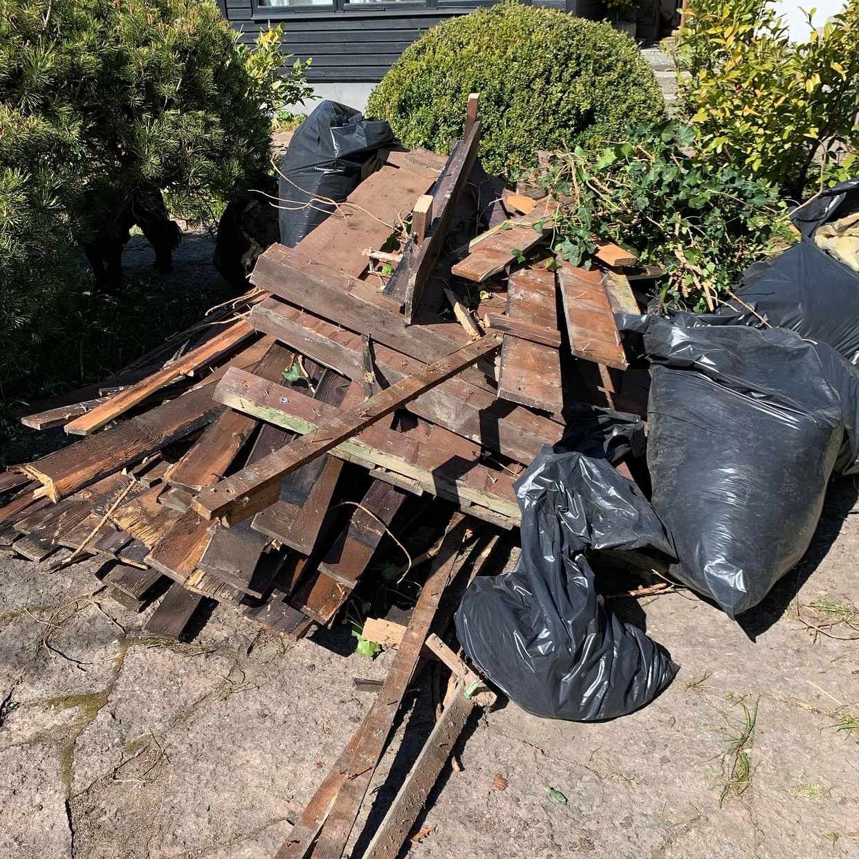 image of Slänga på tippen! - Limhamn
