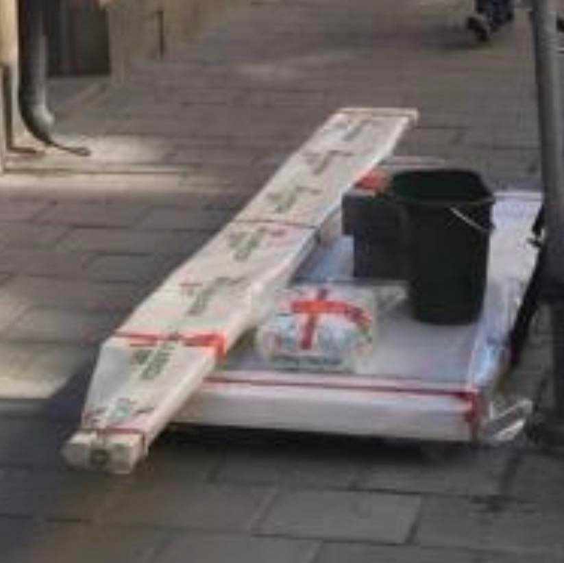 Gips och trälister etc