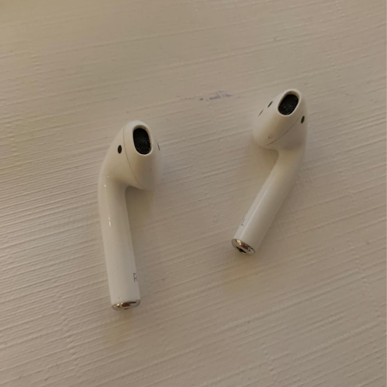 image of Trasiga airpods - Saltsjö-Boo