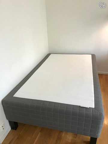 image of IKEA Skotterud säng 120 c - 