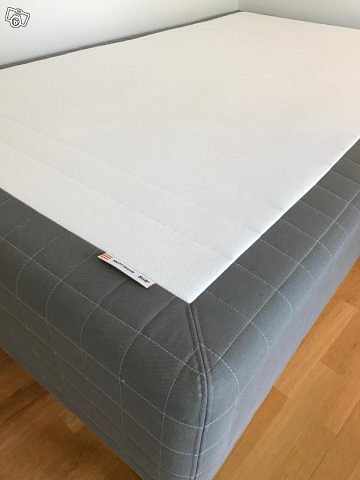 image of IKEA Skotterud säng 120 c - 