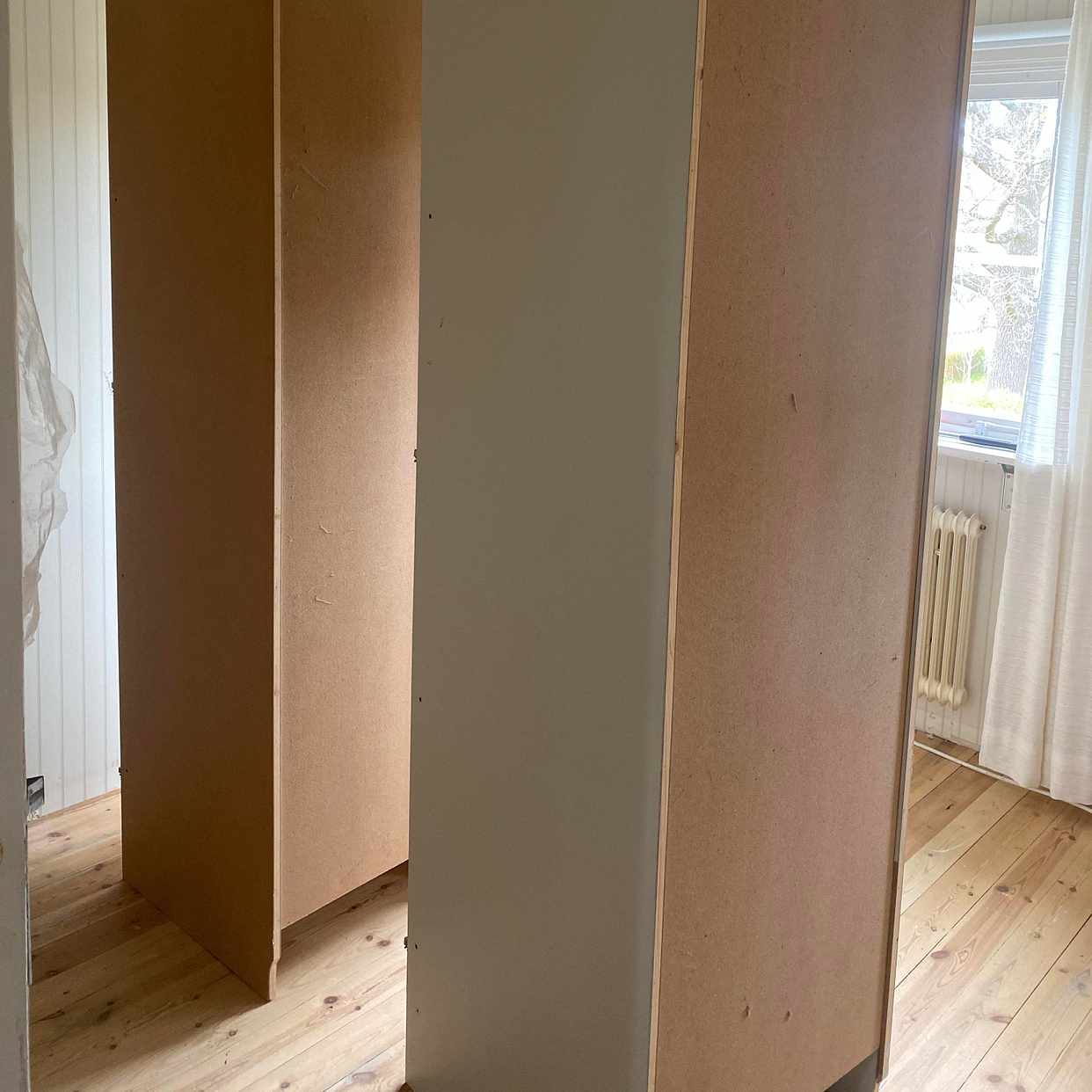 image of Kasta 2 garderober - Älvsjö