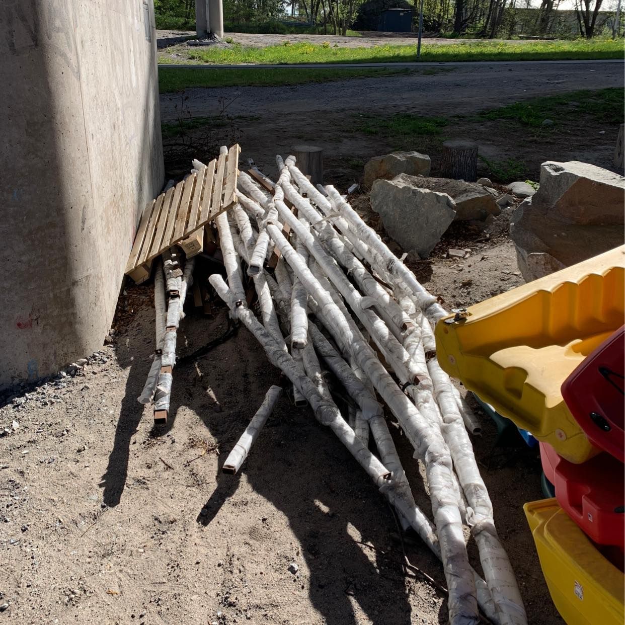 image of Metal and plastic scrap - Solna