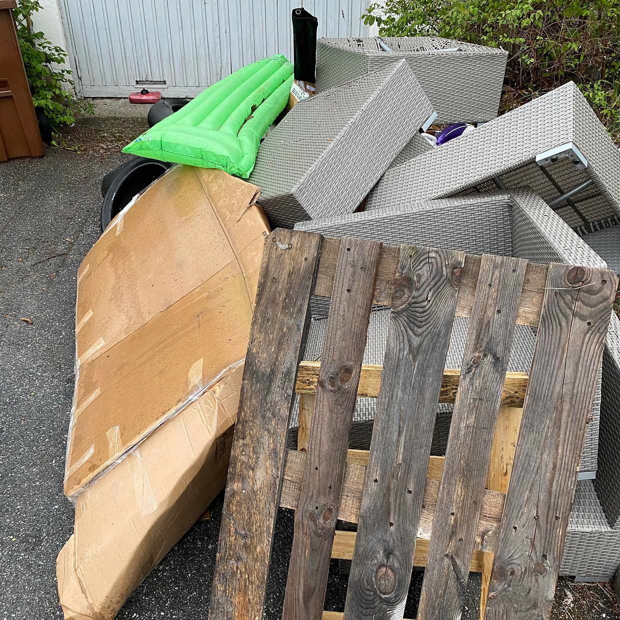image of Till tippen! - Sollentuna