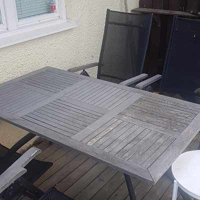 image of Utebord med tre stolar - 