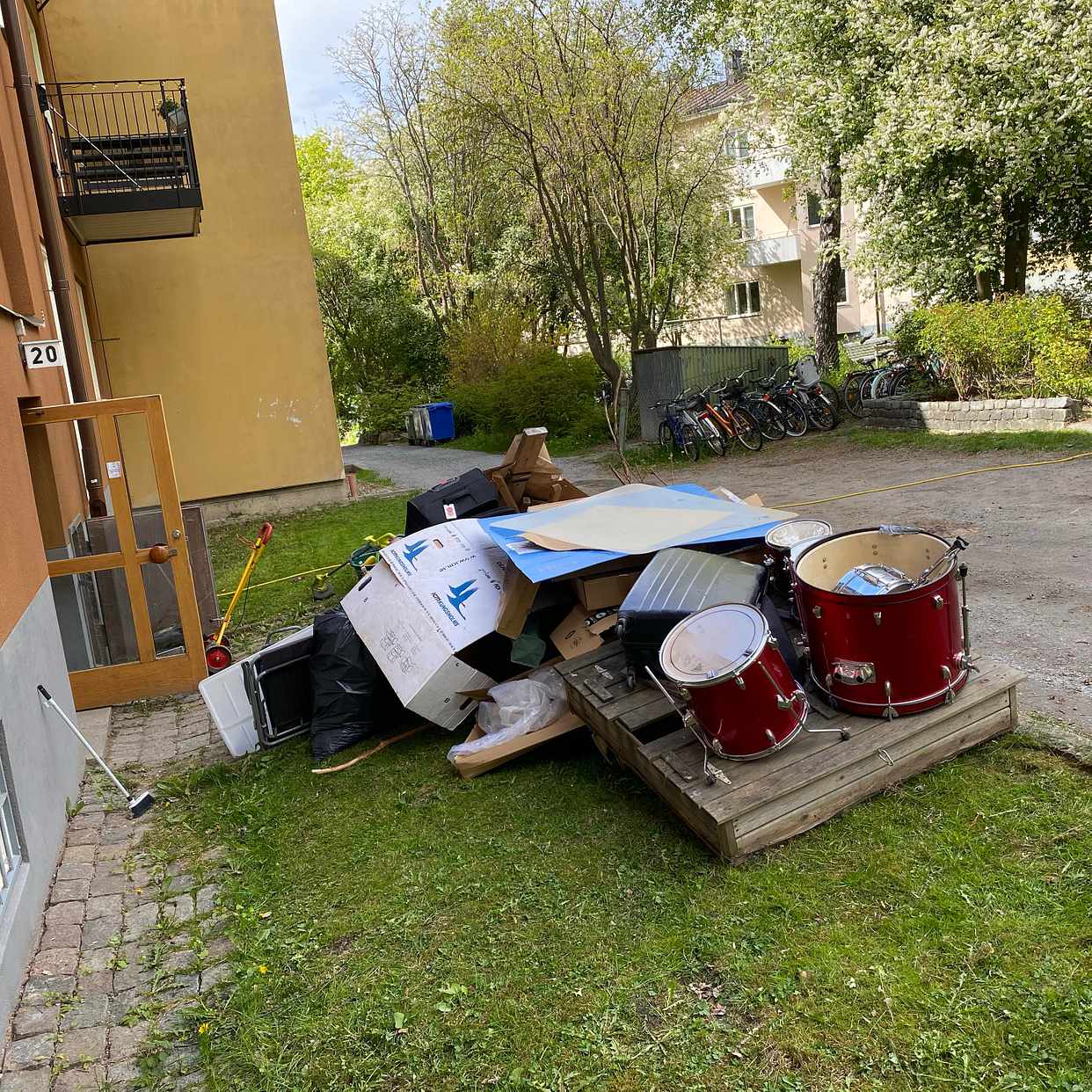 image of Trädgårdsrens, källarstäd - Hägersten