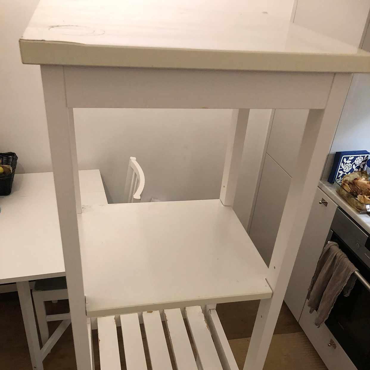image of HEMNES hylla, vit (IKEA) - Stockholm