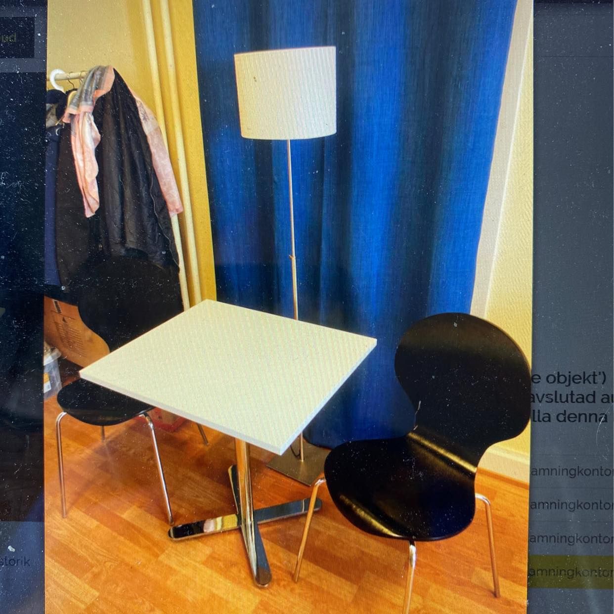 image of Kontorsmöbler flyttas - 