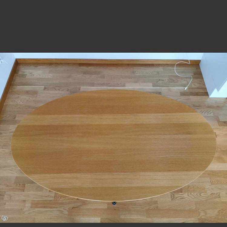 image of Move table to Liljeholmen - 