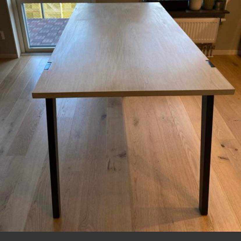 image of Matbord isärskruvat! - 