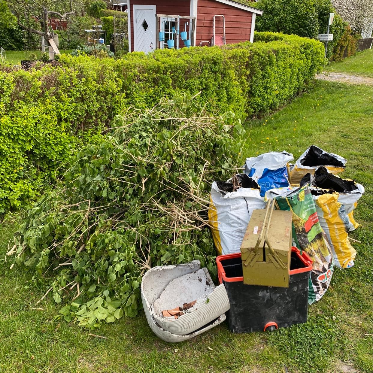image of Trädgårdsavfall - Bromma