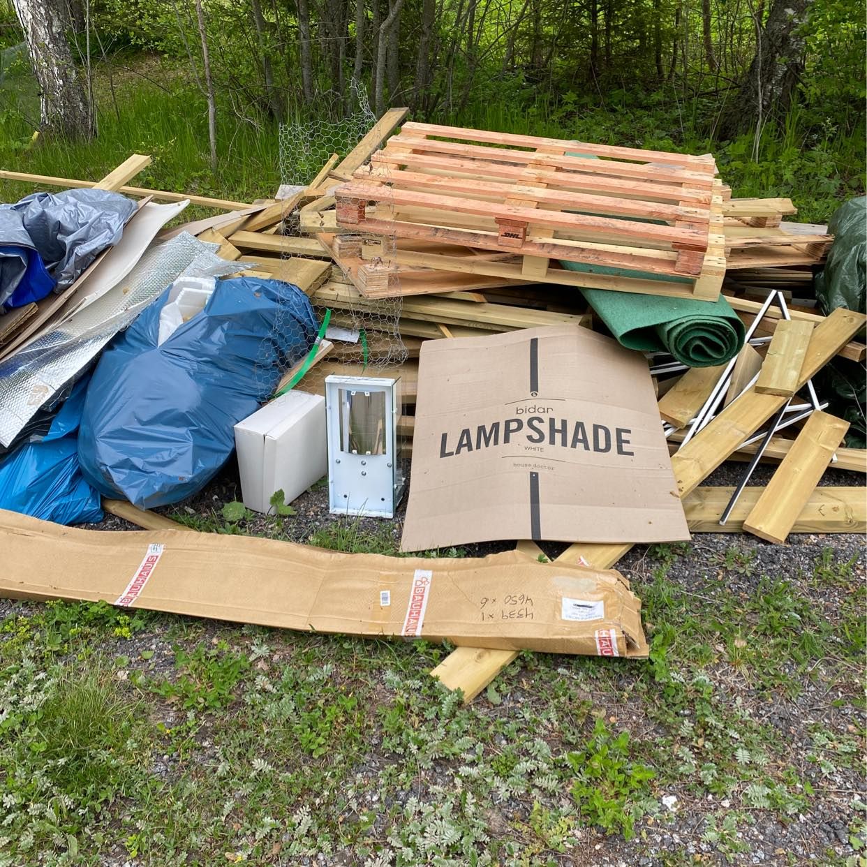 image of Sopsäckar, virke, glas - Edsbro