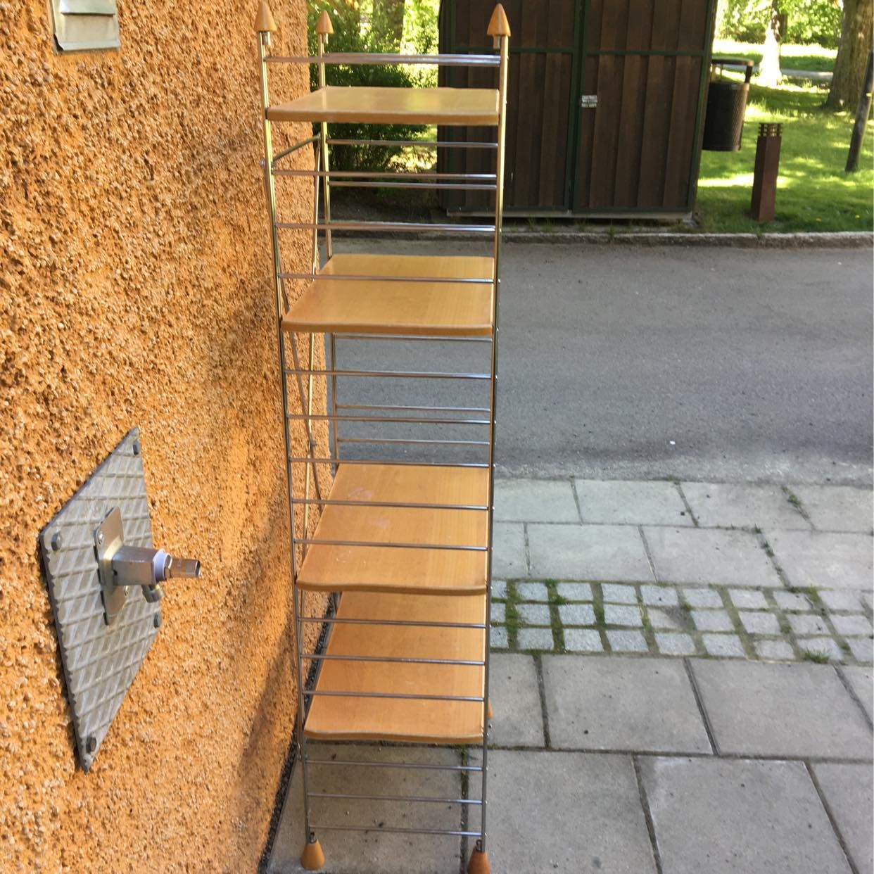 image of Gratis använd hylla - Hägersten