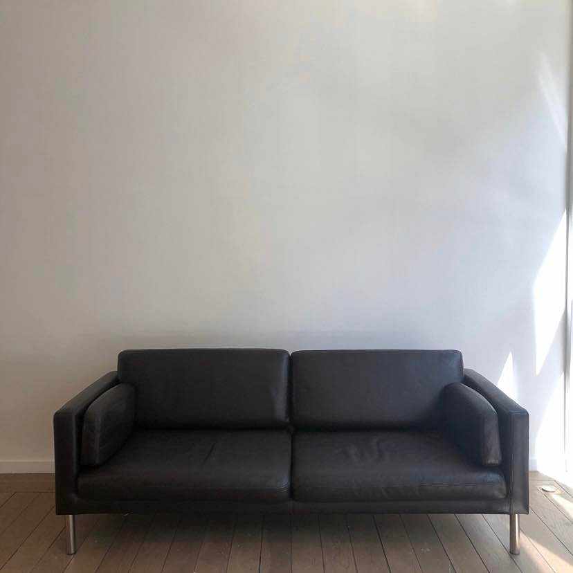 image of Pick-up and deliver sofa - 