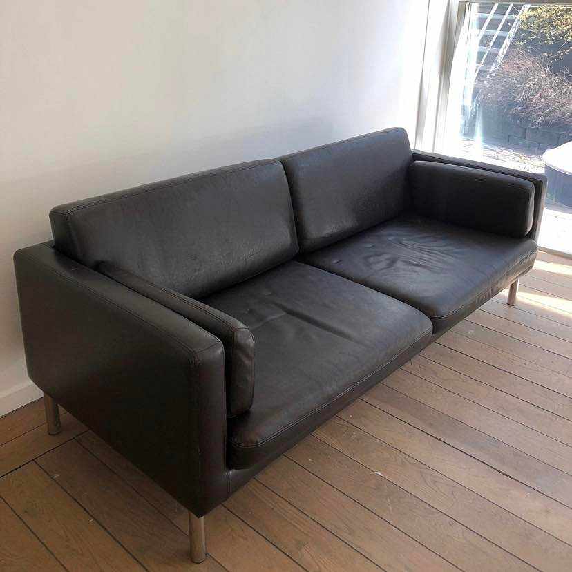 image of Pick-up and deliver sofa - 