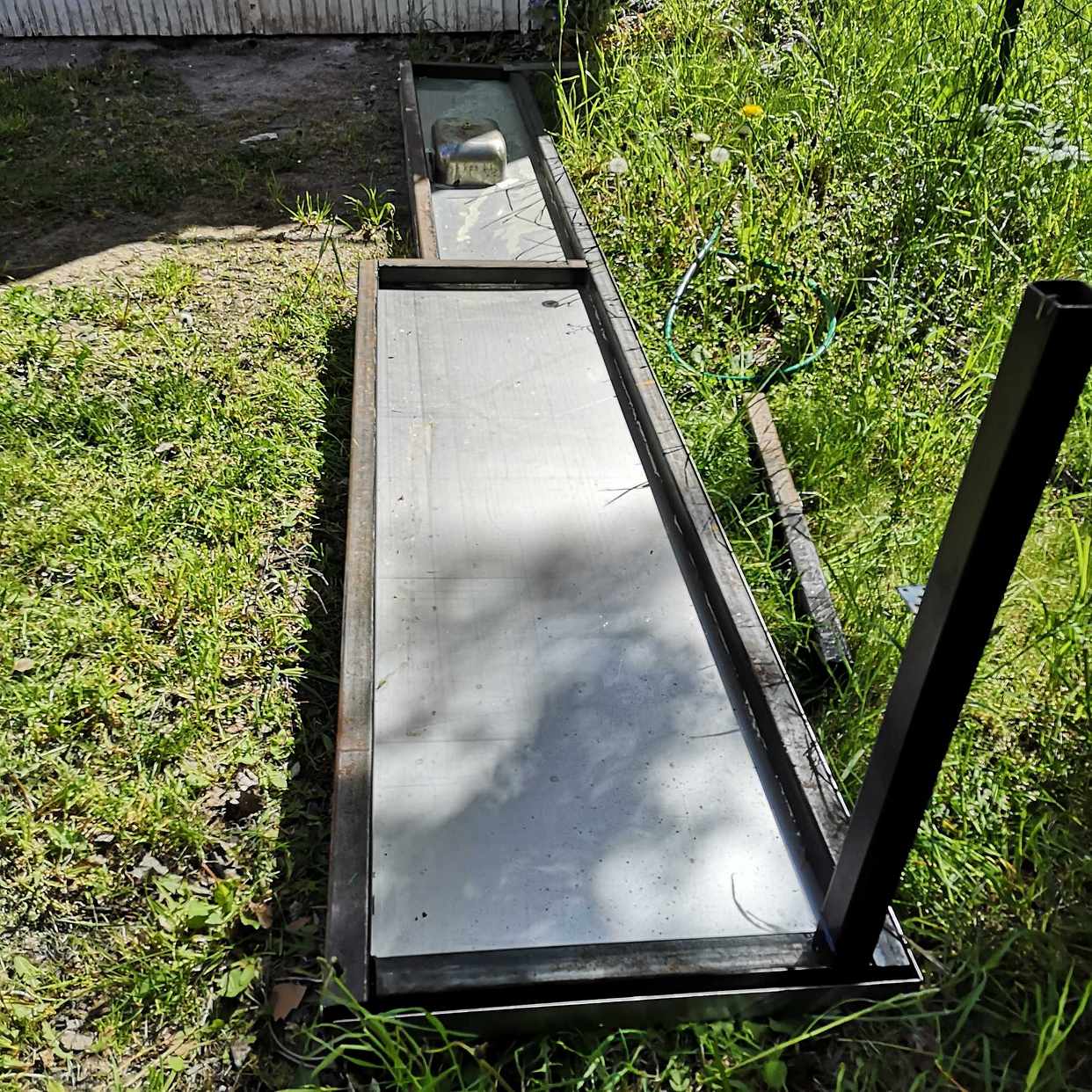 image of Bänk i rostfritt stål - Hägersten