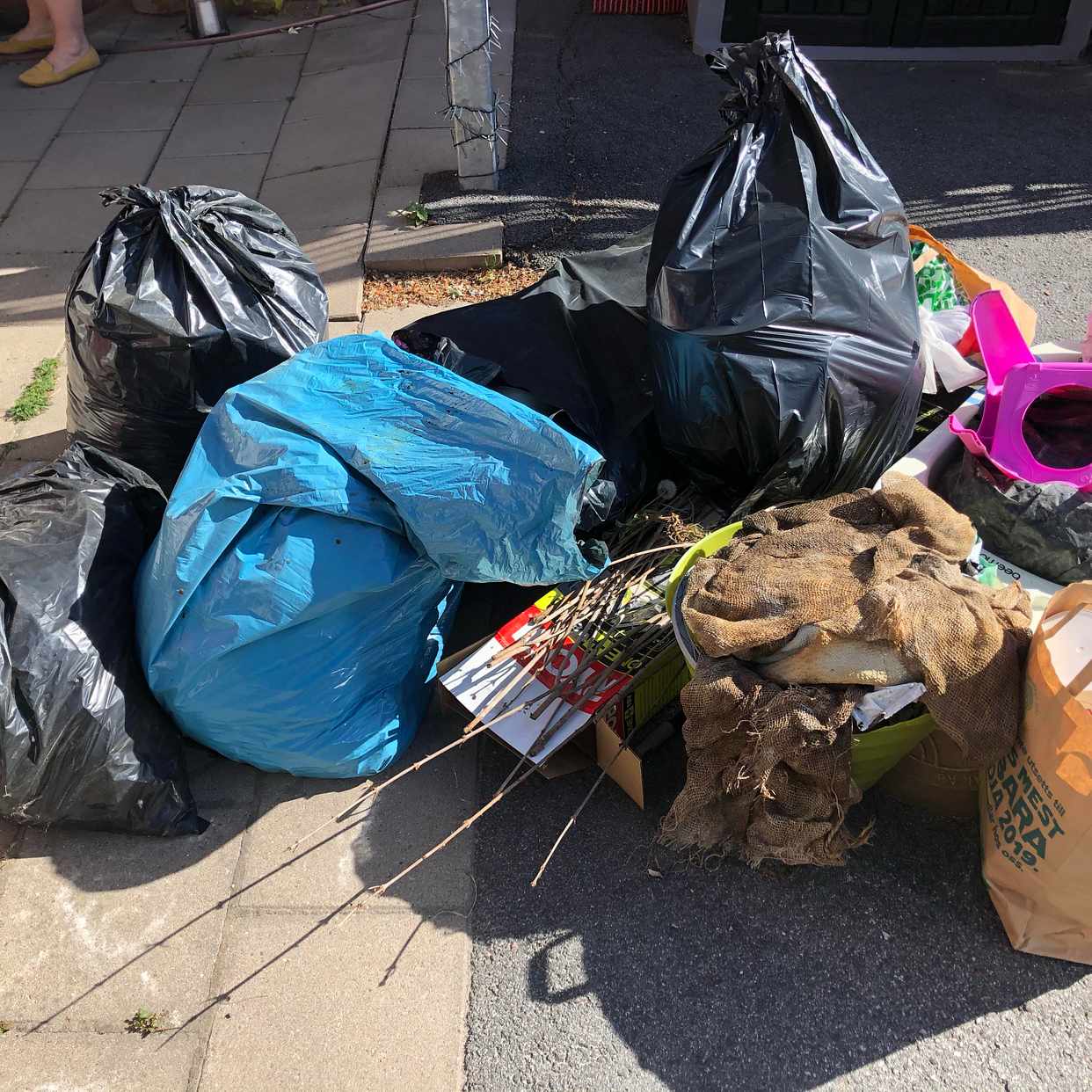 image of Plast, trädgårdsrens etc - Vendelsö