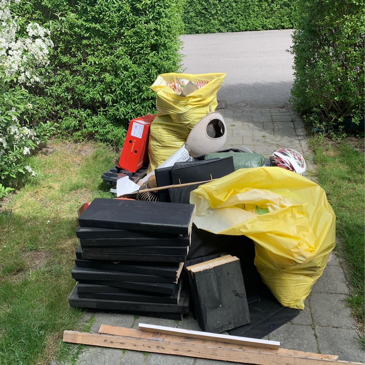 image of Sorterat i säck och löst - Vallentuna